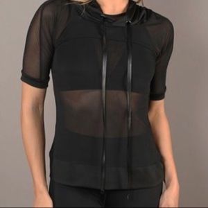 3 piece Set Mesh Pull Over , Sports bra and leggings 
S/M/L available